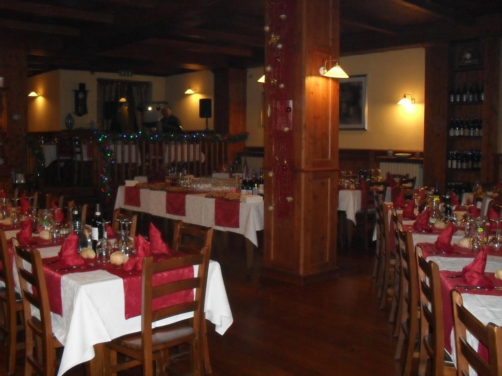 Hotel Londra Acceglio Εξωτερικό φωτογραφία