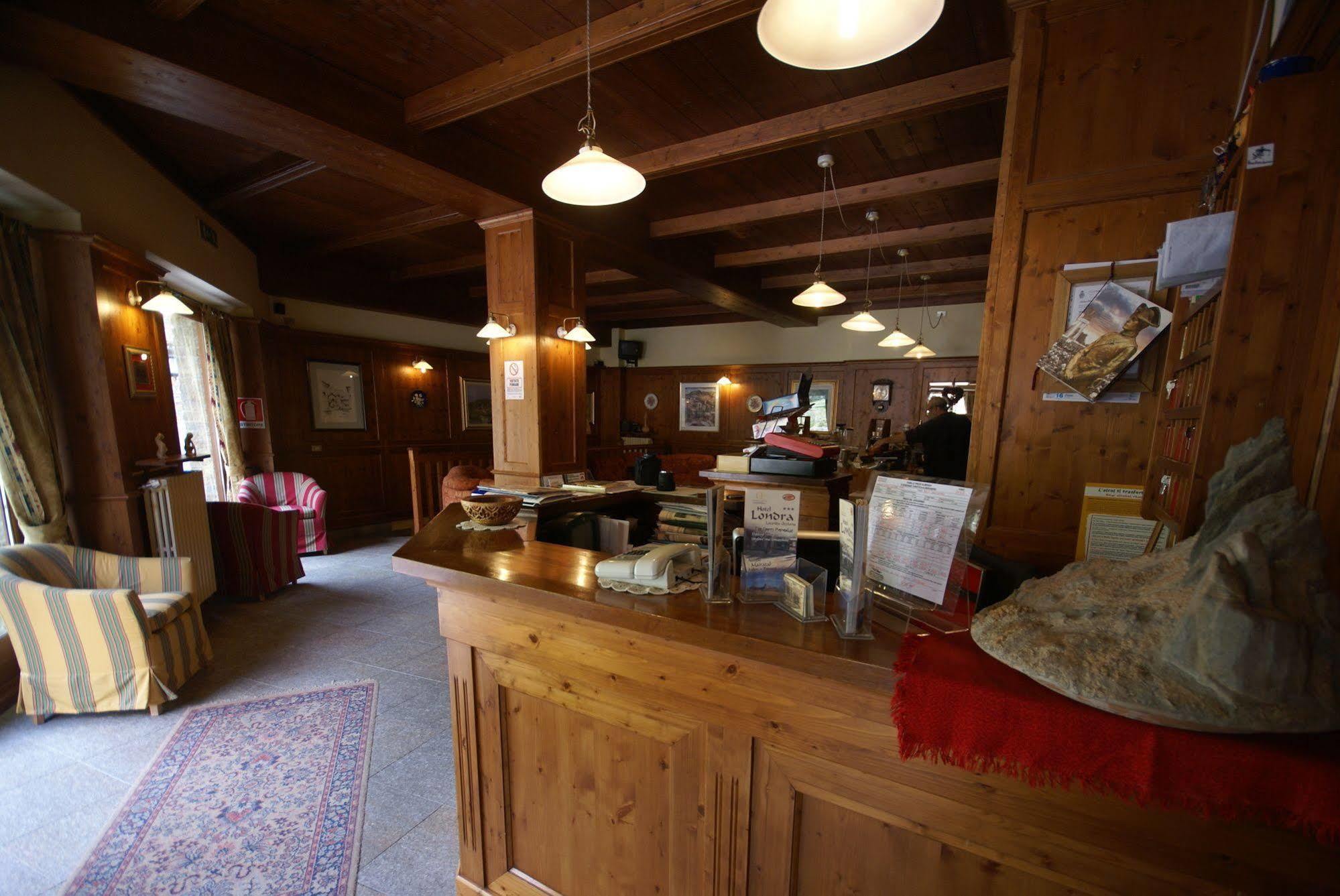 Hotel Londra Acceglio Εξωτερικό φωτογραφία